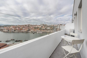 GuestReady - Riverview Douro Balcony